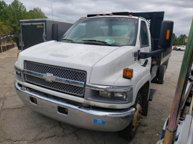 1GBE5C1205F512679 - 2005 CHEVROLET C5500 C5C0 WHITE photo 2