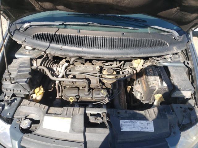 1C4GP45R85B162091 - 2005 CHRYSLER TOWN & COU GREEN photo 7