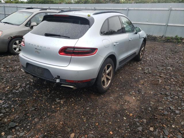 WP1AA2A55JLB05980 - 2018 PORSCHE MACAN SILVER photo 4