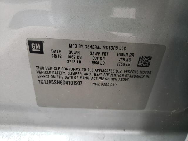 1G1JA5SH6D4101987 - 2013 CHEVROLET SONIC LS SILVER photo 10
