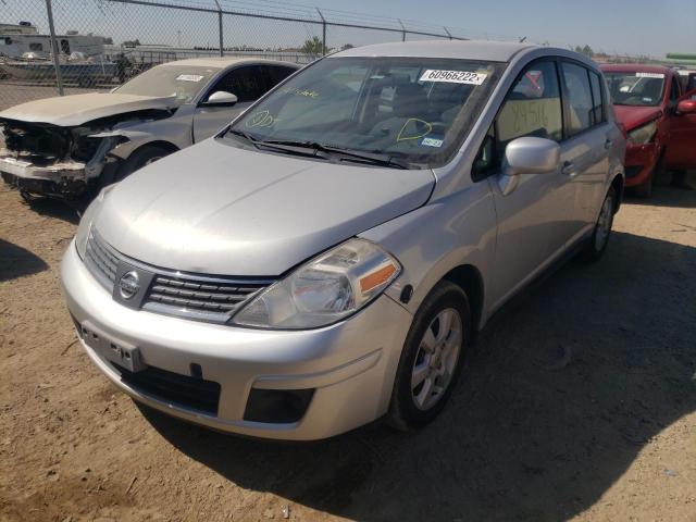 3N1BC13E68L434745 - 2008 NISSAN VERSA S SILVER photo 2