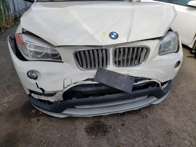 WBAVM5C58FVV93713 - 2015 BMW X1 XDRIVE3 WHITE photo 9