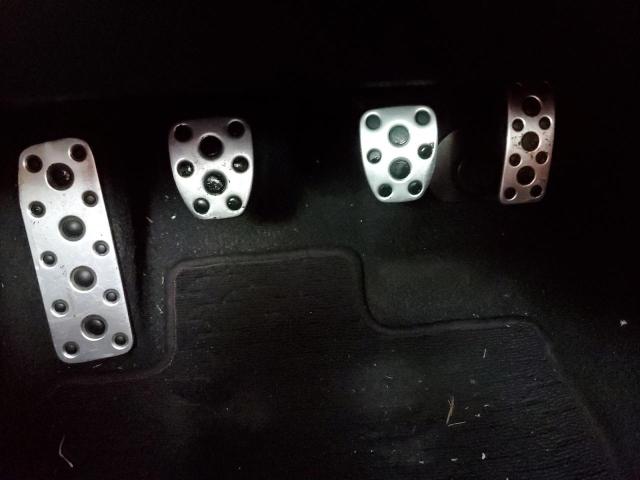 JF1ZNAA12D1716961 - 2013 TOYOTA SCION FR-S WHITE photo 9