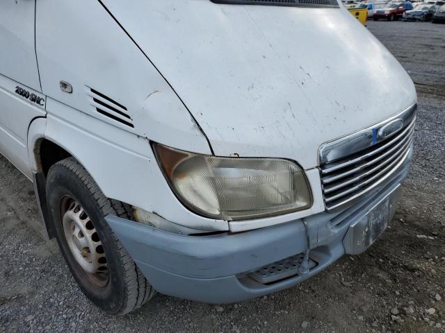 WDYPD644855811658 - 2005 FREIGHTLINER SPRINTER 2 WHITE photo 9