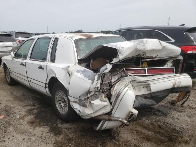 1LNLM82W6TY676925 - 1996 LINCOLN TOWN CAR S WHITE photo 3