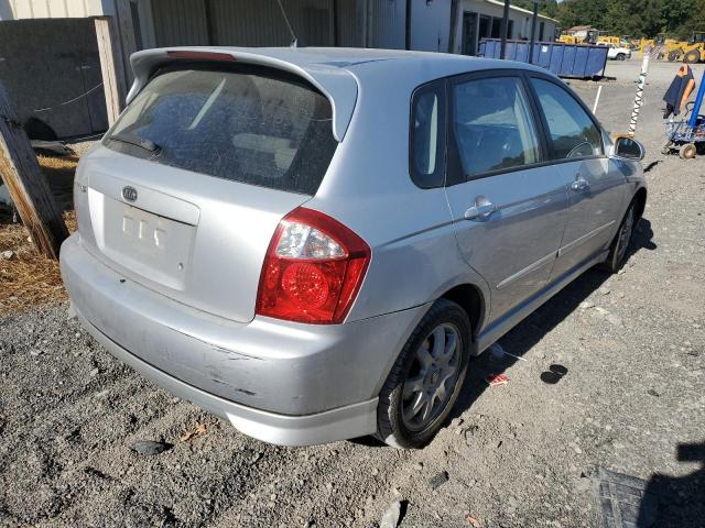 KNAFE161555068870 - 2005 KIA SPECTRA5 SILVER photo 4