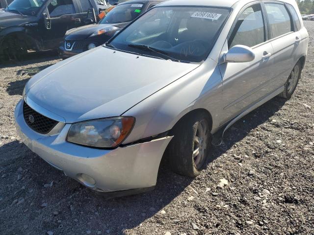 KNAFE161555068870 - 2005 KIA SPECTRA5 SILVER photo 9