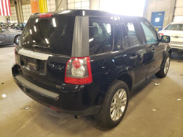 SALFP24N88H030053 - 2008 LAND ROVER LR2 SE BLACK photo 4