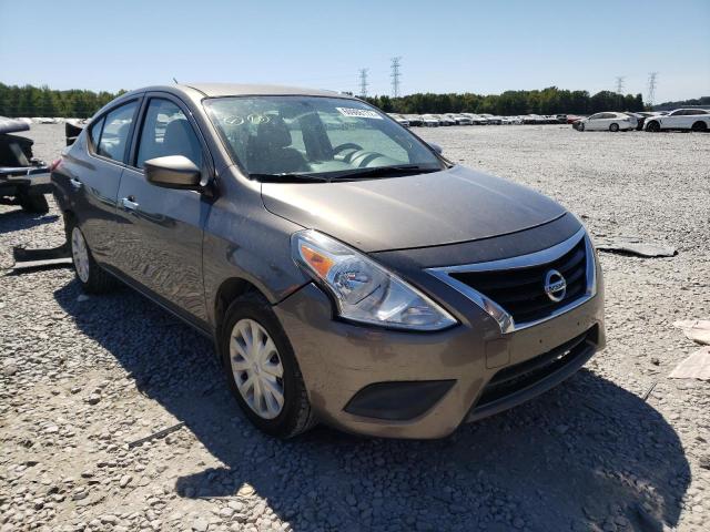 3N1CN7AP2GL828392 - 2016 NISSAN VERSA S GRAY photo 1