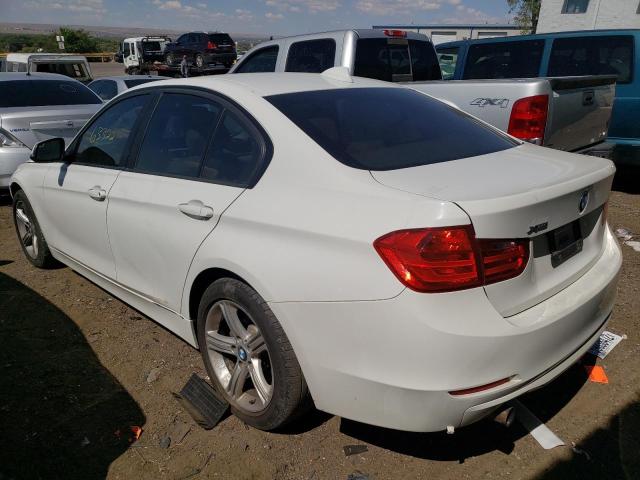 WBA3C3G59FNS75348 - 2015 BMW 320 I XDRI WHITE photo 3