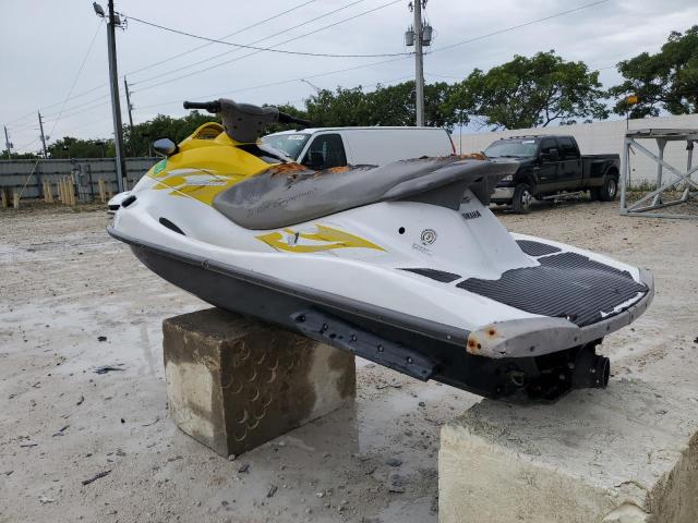 USYAMA1344D515 - 2015 YAMAHA WAVERUNNER YELLOW photo 3