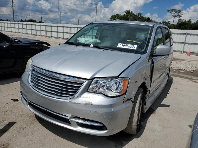 2C4RC1CG2CR368509 - 2012 CHRYSLER TOWN & COU SILVER photo 2