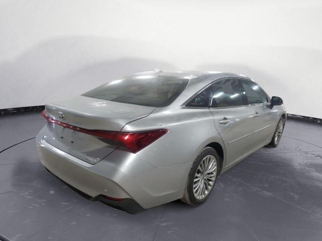 4T1DA1AB3MU009354 - 2021 TOYOTA AVALON LIM SILVER photo 4