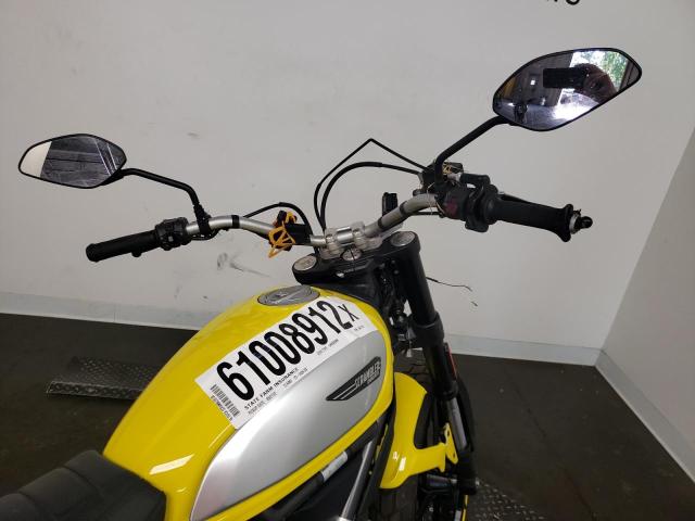 ML015ANM0GT007725 - 2016 DUCATI SCRAMBLER YELLOW photo 5