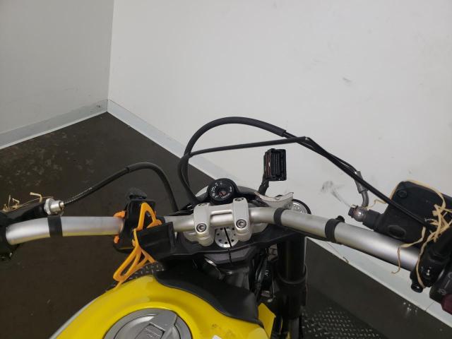 ML015ANM0GT007725 - 2016 DUCATI SCRAMBLER YELLOW photo 8