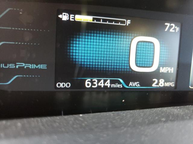 JTDKARFP1J3093741 - 2018 TOYOTA PRIUS PRIM 银色 照片 8