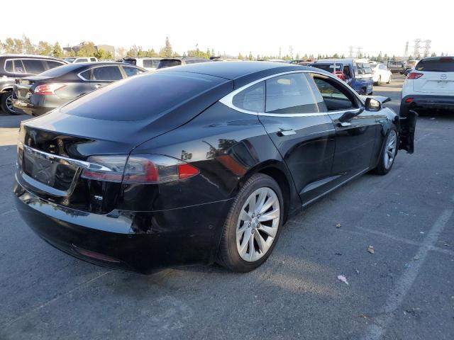 5YJSA1E1XGF159861 - 2016 TESLA MODEL S Սև լուսանկար 4