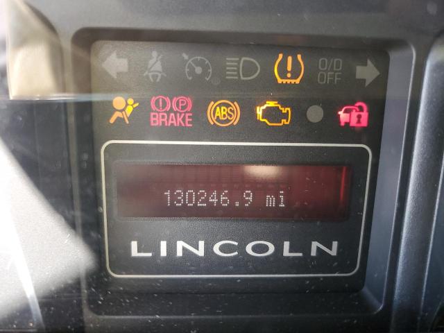 5LMFU27508LJ17978 - 2008 LINCOLN NAVIGATOR 金色 照片 8