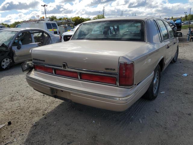 1LNLM81WXVY726522 - 1997 LINCOLN TOWNCAR TAN photo 4