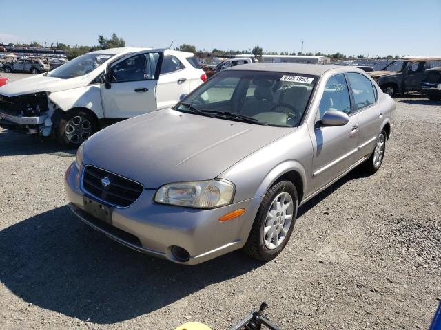 JN1CA31D5YT731632 - 2000 NISSAN MAXIMA GLE SILVER photo 2