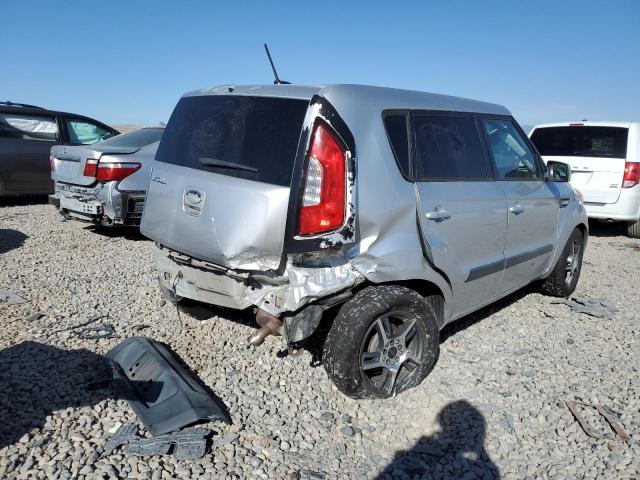 KNDJT2A52D7586733 - 2013 KIA SOUL SILVER photo 4