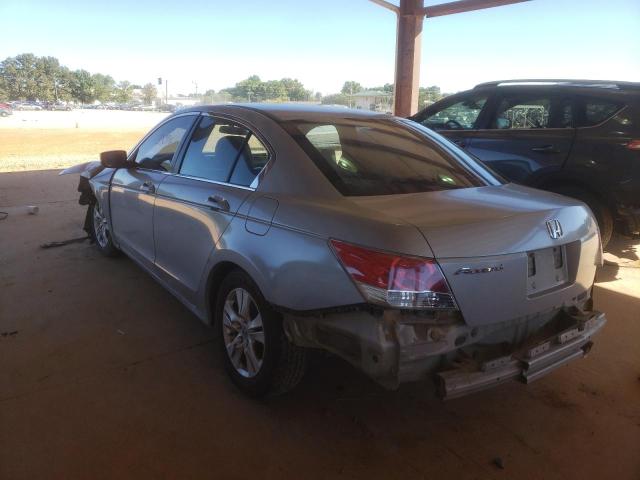 1HGCP2F47AA175311 - 2010 HONDA ACCORD LXP SILVER photo 3