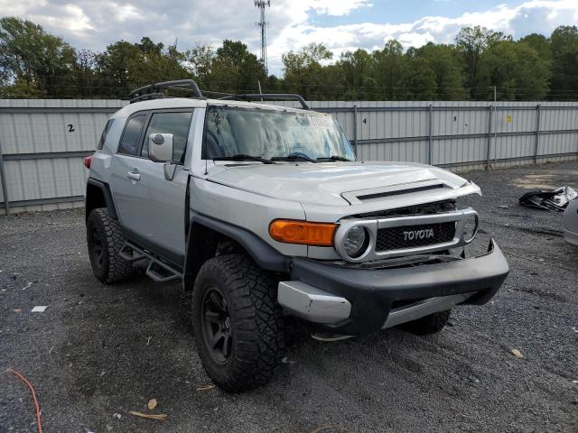 JTEBU11FX70089684 - 2007 TOYOTA FJ CRUISER SILVER photo 1