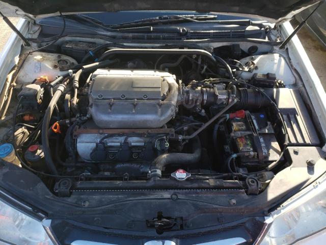 19UUA56833A048908 - 2003 ACURA 3.2TL TYPE WHITE photo 7