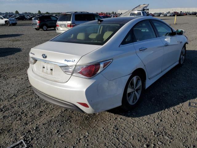 KMHEC4A42CA046431 - 2012 HYUNDAI SONATA HYB WHITE photo 4