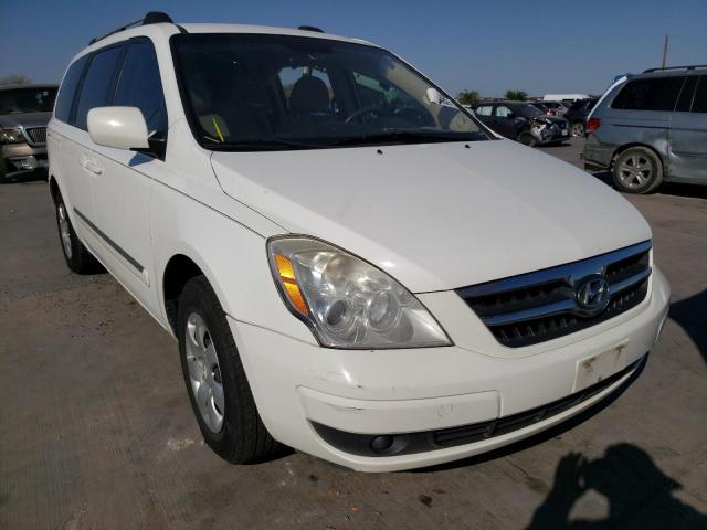 KNDMC233686051876 - 2008 HYUNDAI ENTOURAGE WHITE photo 1