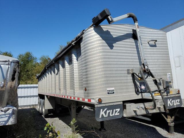 1K9SD3436JK226947 - 2018 KRUZ DUMP TRAI SILVER photo 1