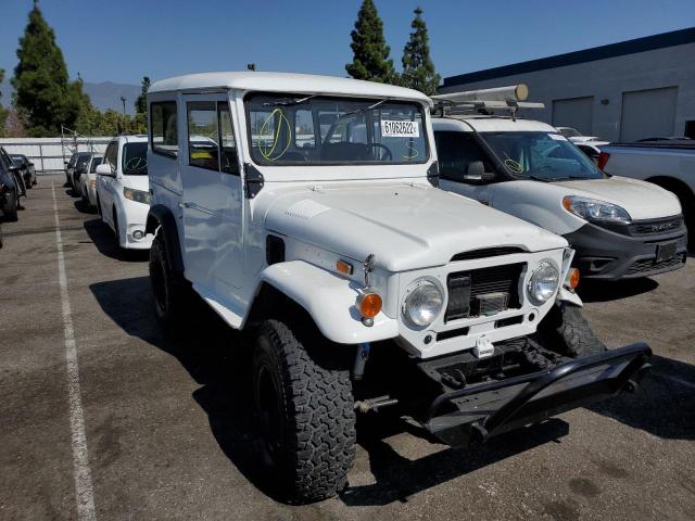 FJ40096356 - 1971 TOYOTA LAND CRUIS WHITE photo 1