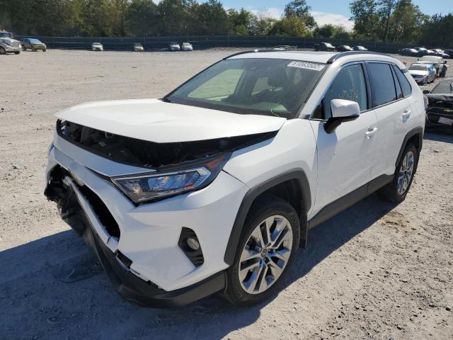 JTMA1RFV0KD006997 - 2019 TOYOTA RAV4 XLE P WHITE photo 2