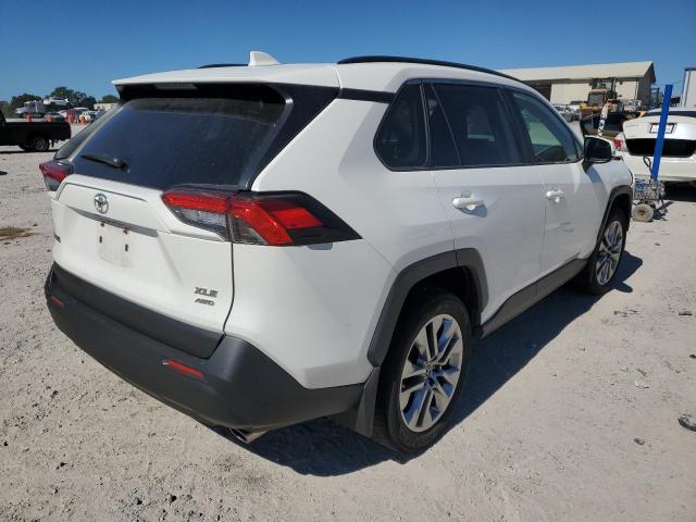 JTMA1RFV0KD006997 - 2019 TOYOTA RAV4 XLE P WHITE photo 4