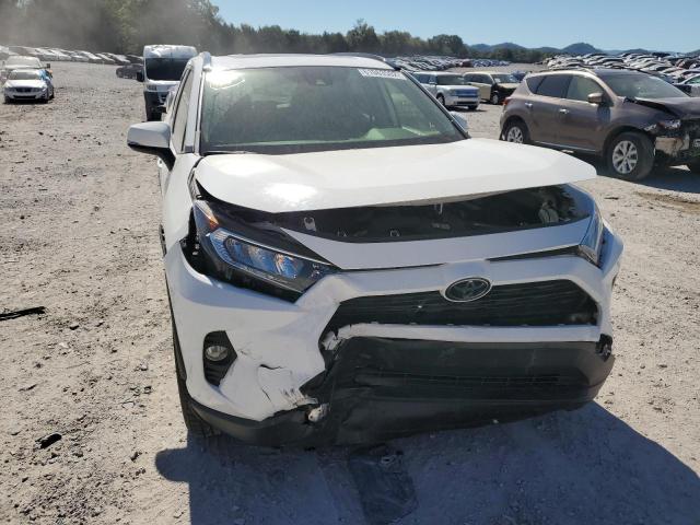 JTMA1RFV0KD006997 - 2019 TOYOTA RAV4 XLE P WHITE photo 9