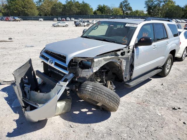 JTEBU14R758041726 - 2005 TOYOTA 4 RUNNER SILVER photo 2