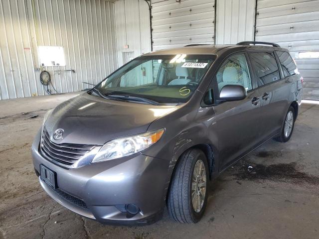 5TDJK3DC6GS143594 - 2016 TOYOTA SIENNA LE GRAY photo 2