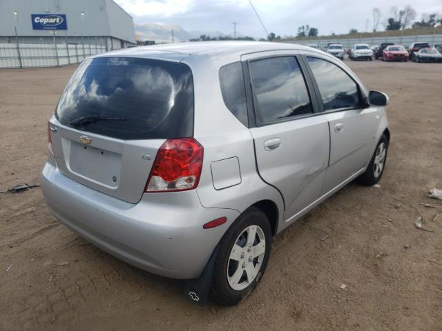 KL1TD66687B739073 - 2007 CHEVROLET AVEO BASE SILVER photo 4