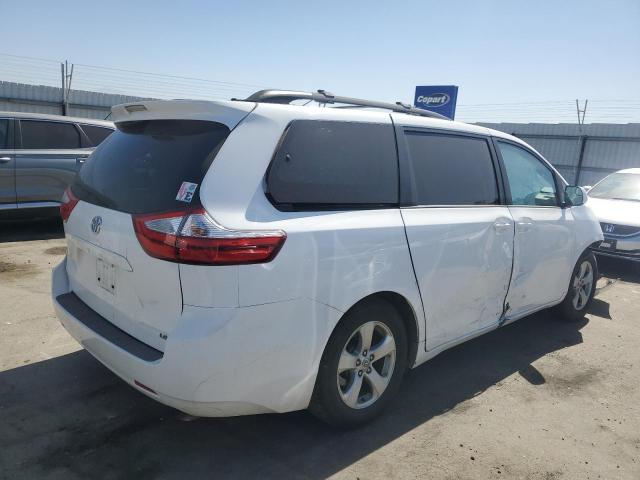 5TDKK3DC0FS608647 - 2015 TOYOTA SIENNA LE WHITE photo 4