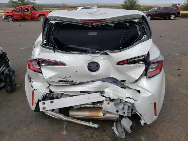 JTND4MBE5M3114114 - 2021 TOYOTA COROLLA SE WHITE photo 9