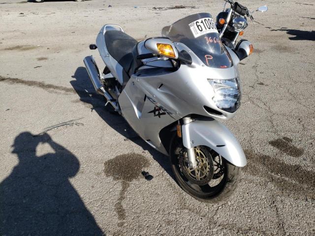 JH2SC35032M500358 - 2002 HONDA CBR1100 XX SILVER photo 1