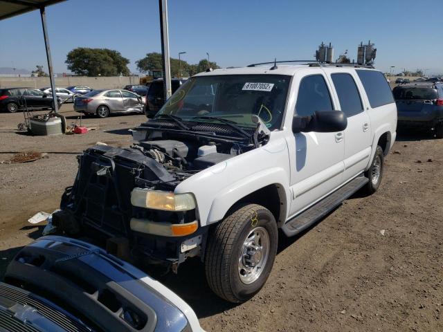 3GNGK26G94G164445 - 2004 CHEVROLET SUBURBAN K WHITE photo 2