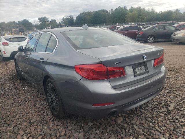 WBAJA7C5XJWC75231 - 2018 BMW 530 XI GRAY photo 3