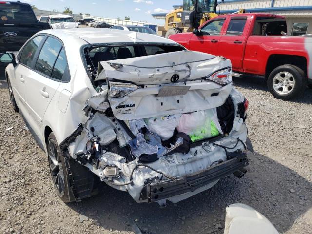 5YFP4RCE2LP045708 - 2020 TOYOTA COROLLA SE WHITE photo 9