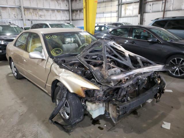 JT2BG22K810587962 - 2001 TOYOTA CAMRY CE TAN photo 1