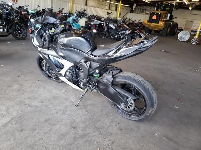 JKBZXJE11FA016629 - 2015 KAWASAKI ZX636 E TWO TONE photo 3