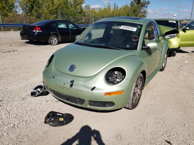 3VWRW31C26M402962 - 2006 VOLKSWAGEN NEW BEETLE GREEN photo 2