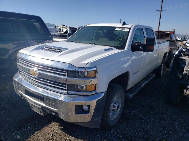 1GC1KVEY9JF117634 - 2018 CHEVROLET 2500 WHITE photo 2