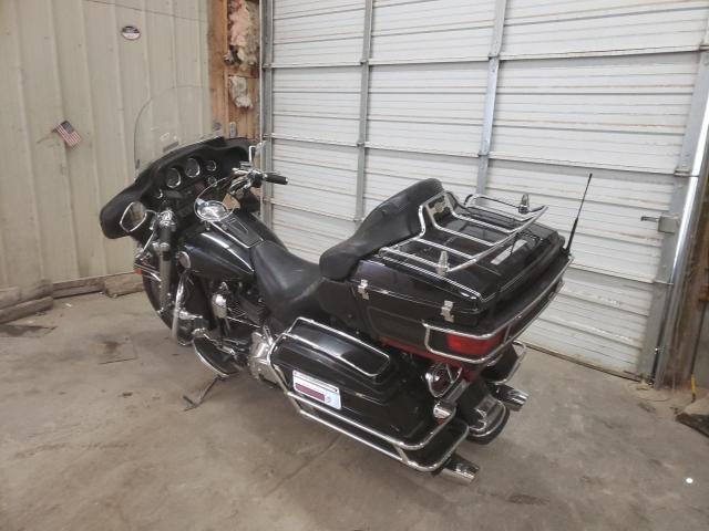 1HD1FCW124Y605180 - 2004 HARLEY-DAVIDSON FLHTCUI 黑色 照片 3