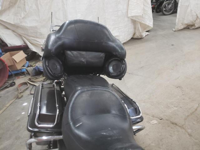 1HD1FCW124Y605180 - 2004 HARLEY-DAVIDSON FLHTCUI 黑色 照片 6